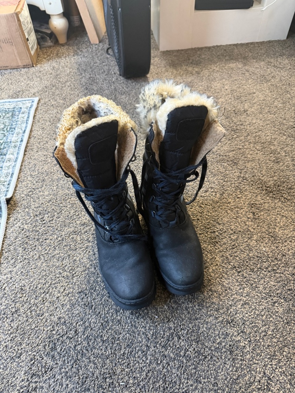 Women’s Black Faux-Fur Lace-Up Winter Boots